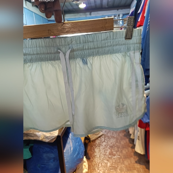 Adidas women shorts - Picture 5 of 6